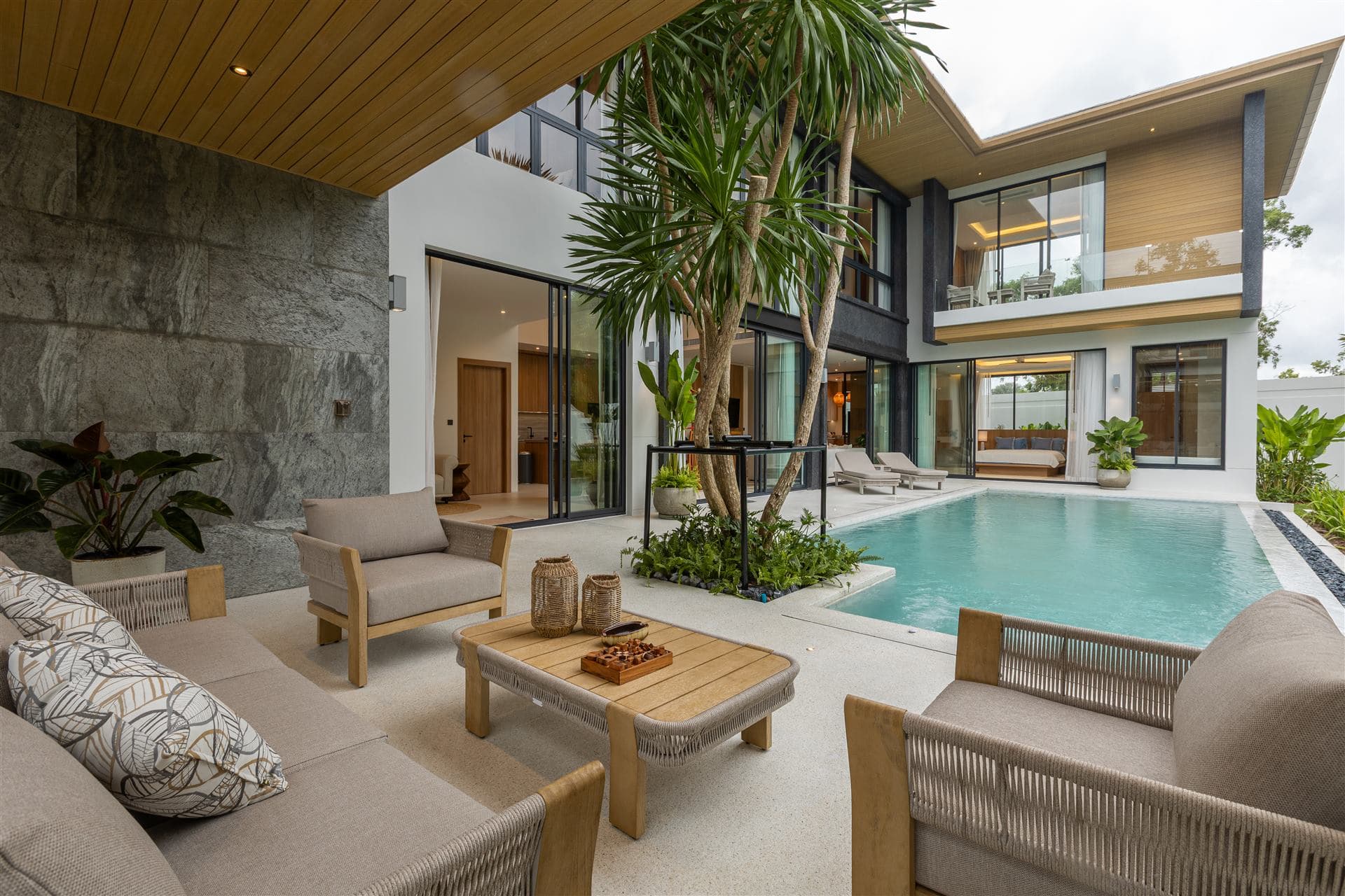 Mouana Grande two-storey villa with tropical terrace and private pool in Chalong Bay, Phuket