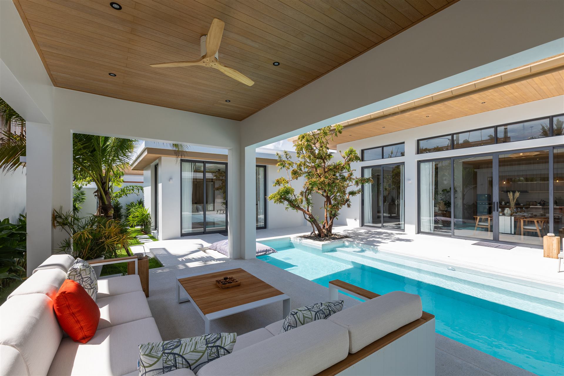 Mouana Breeze Mai Khao — architecture